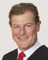 Foto van De heer P. (Peter) van Veelen